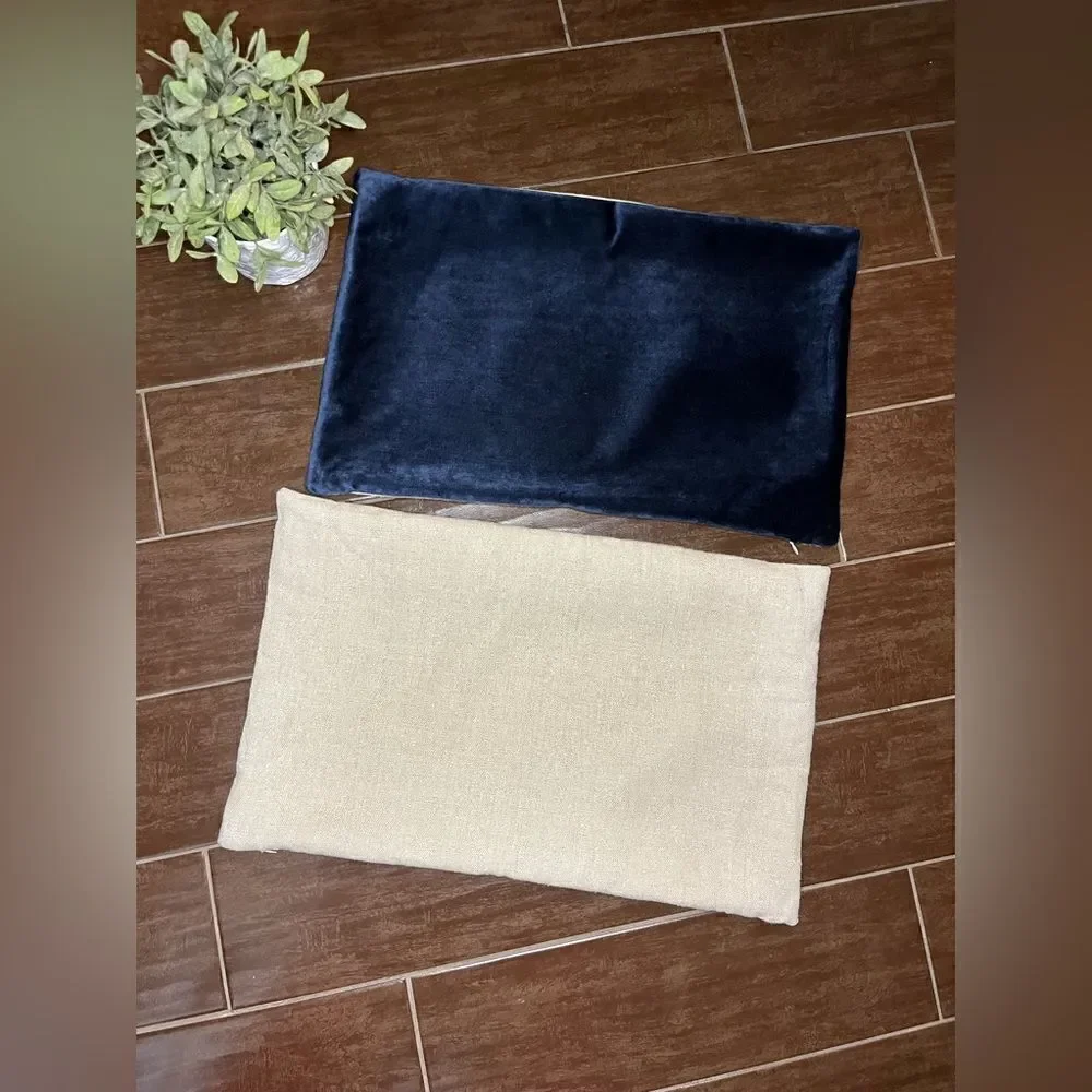 Williams-Sonoma Home Signature Navy& Linen throw pillow w/ feather inserts 14x22